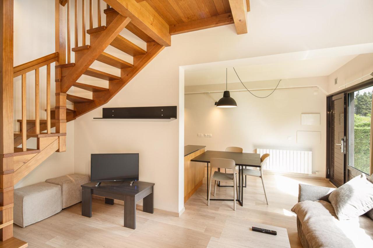 Apartamentos Masella 1600 Alp Bagian luar foto