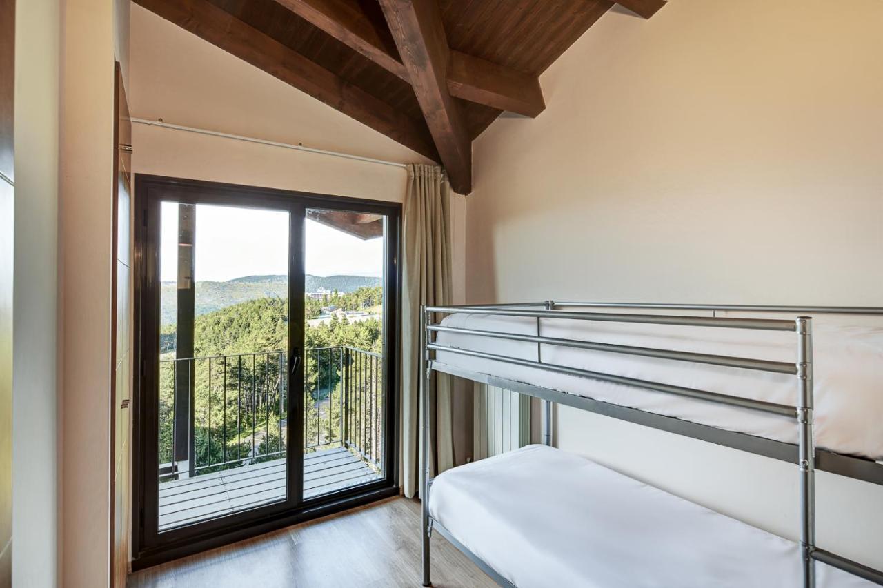 Apartamentos Masella 1600 Alp Bagian luar foto